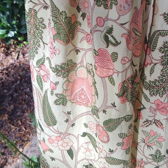 Ritu Kumar floral silky maxi size 8 - Picture 7 of 12